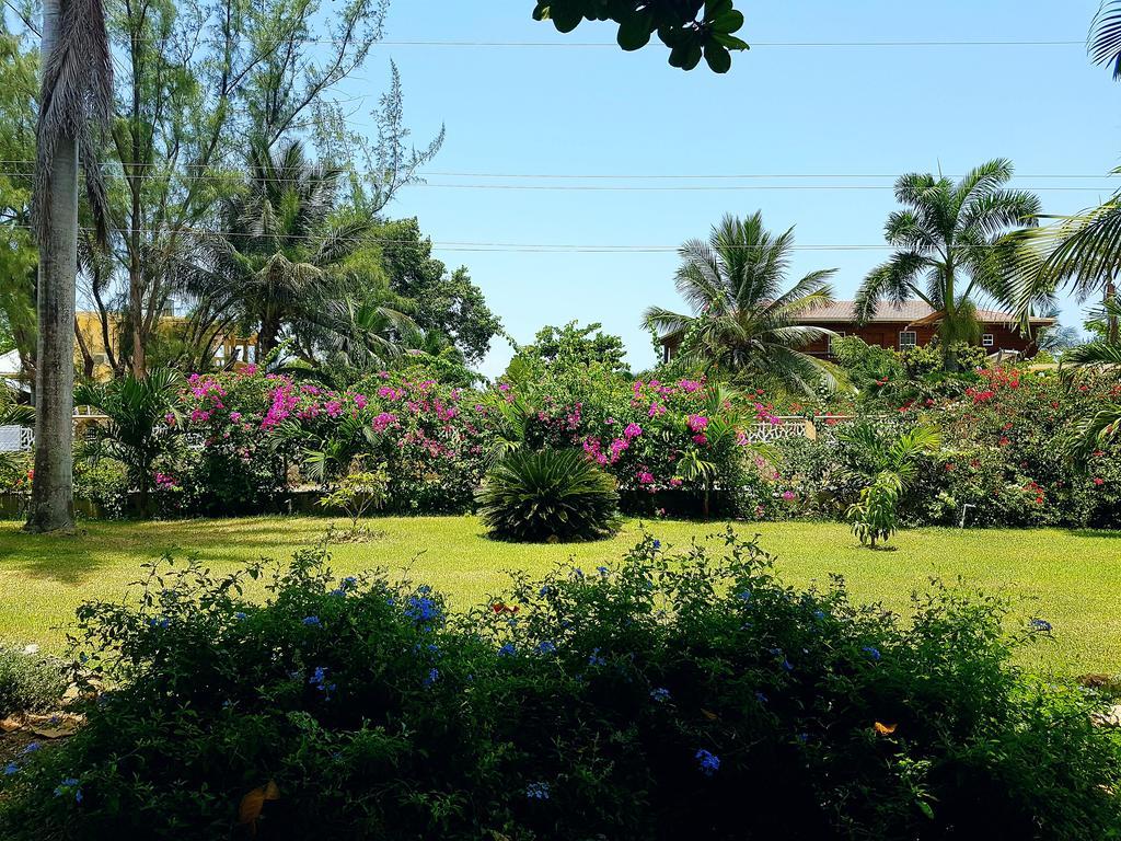 The Westender Inn Negril Kültér fotó