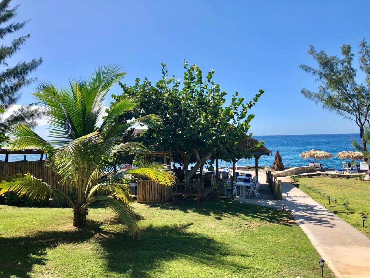 The Westender Inn Negril Kültér fotó