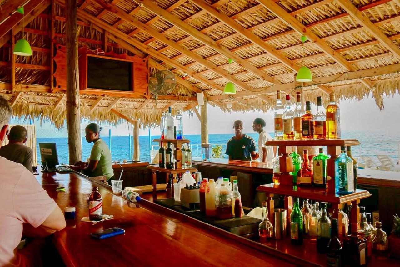 The Westender Inn Negril Kültér fotó